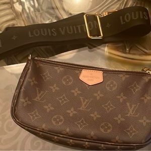 Louis Vuitton Multi Pochette